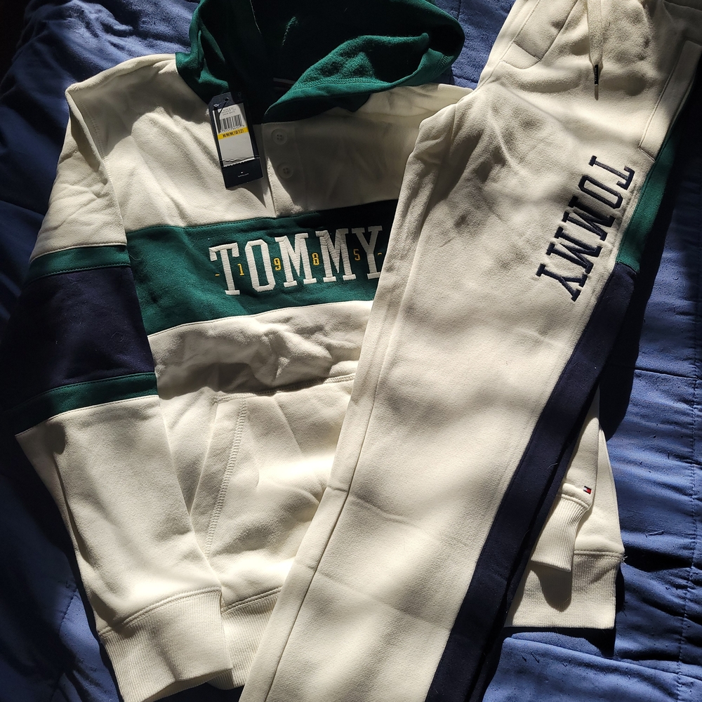 Tommy Hilfiger Kids Matching Set in Cream, Green, and Navy